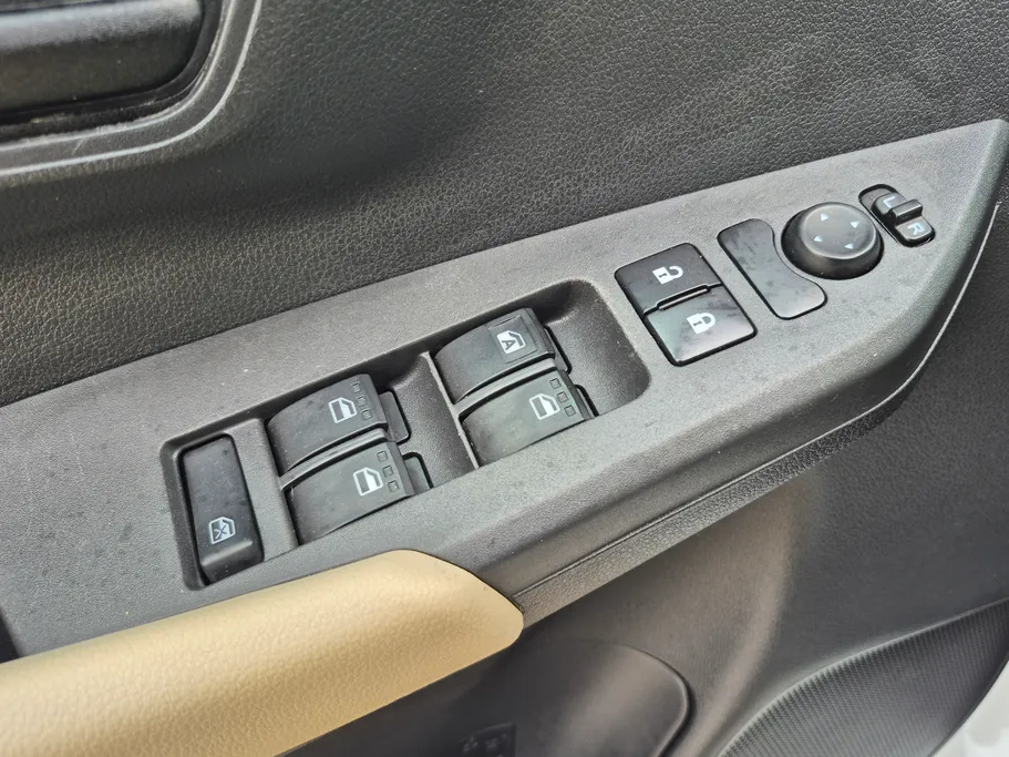 تويوتا يارس Y 2024 