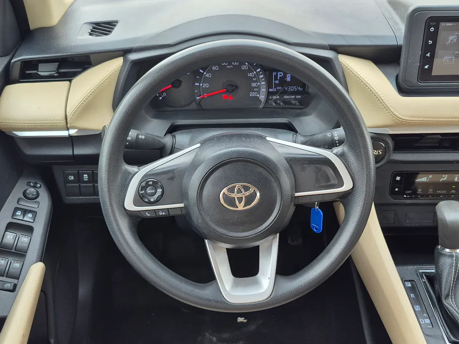 تويوتا يارس Y 2024 