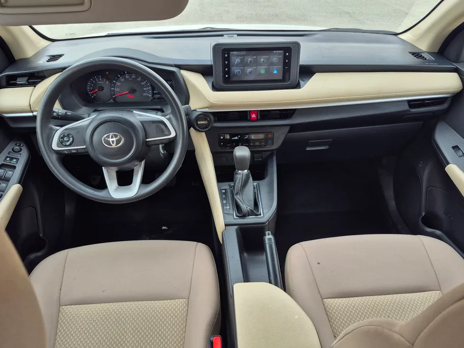 تويوتا يارس Y 2024 