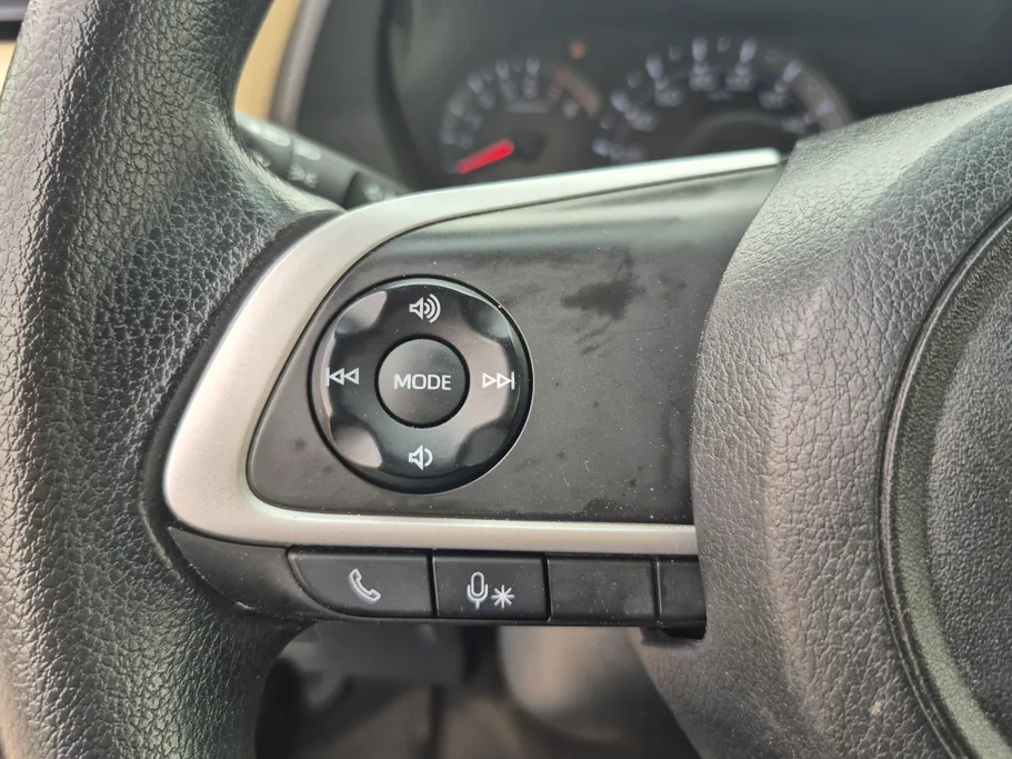 تويوتا يارس Y 2024 