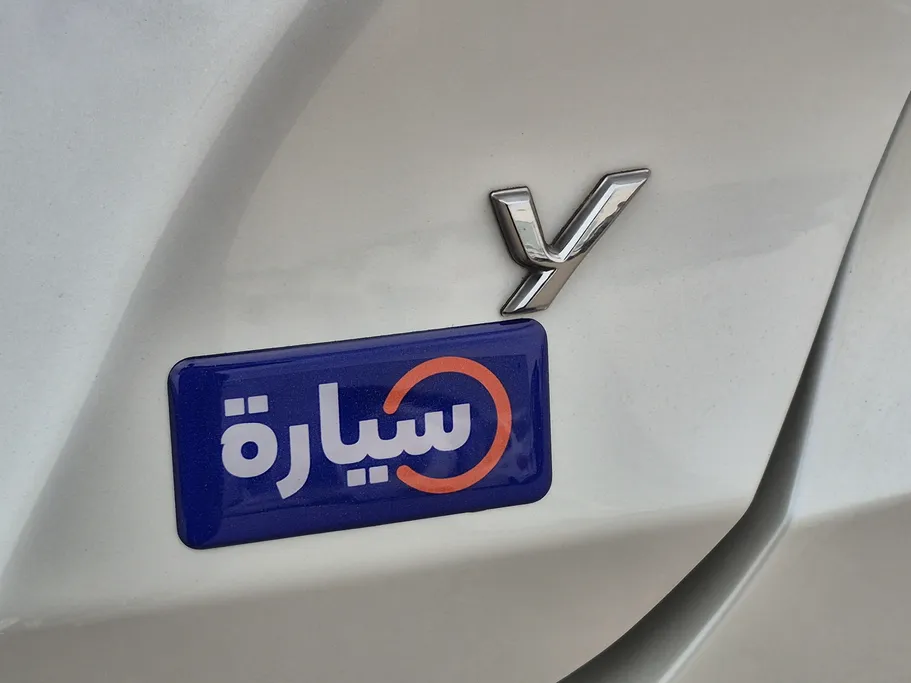 تويوتا يارس Y 2024 