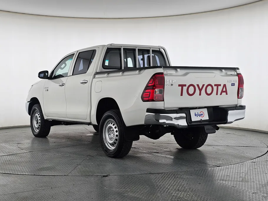 تويوتا هايلكس DC 4x4 Diesel 2023 