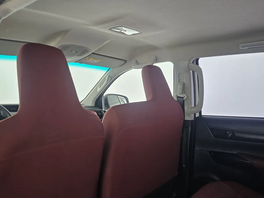 تويوتا هايلكس DC 4x4 Diesel 2023 