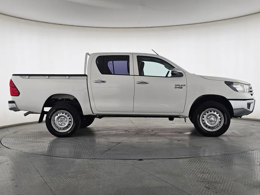 تويوتا هايلكس DC 4x4 Diesel 2023 