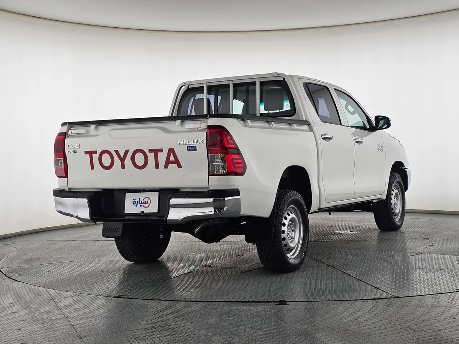 تويوتا هايلكس DC 4x4 Diesel 2023 