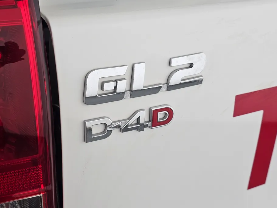 تويوتا هايلكس DC 4x4 Diesel 2023 