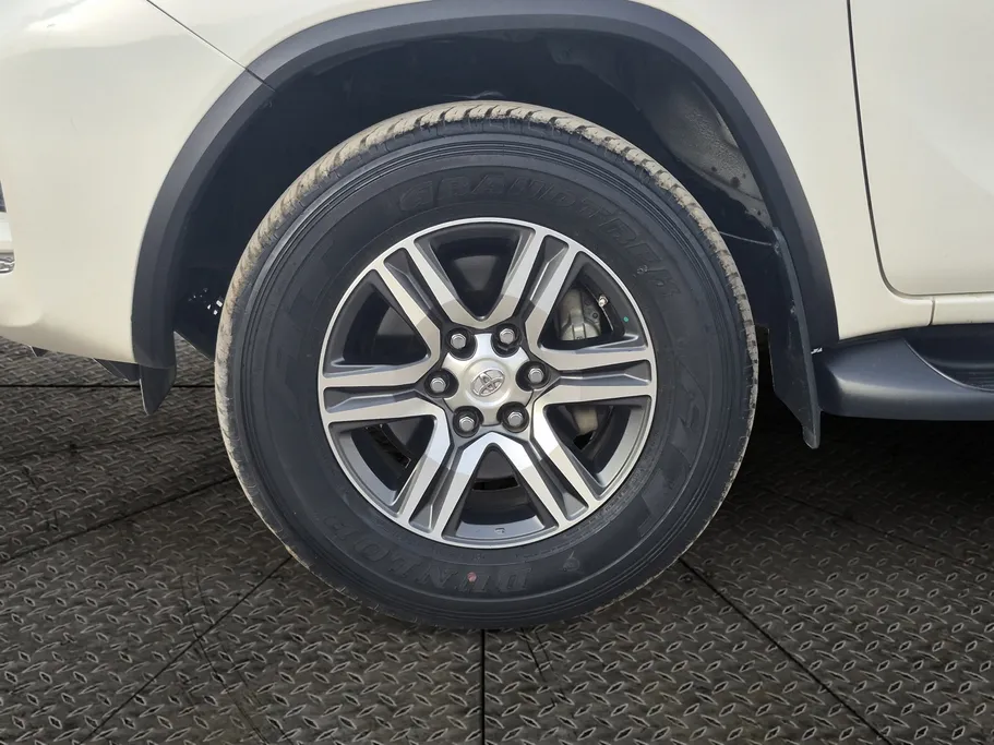 2022 Toyota Fortuner GX2 4x4 