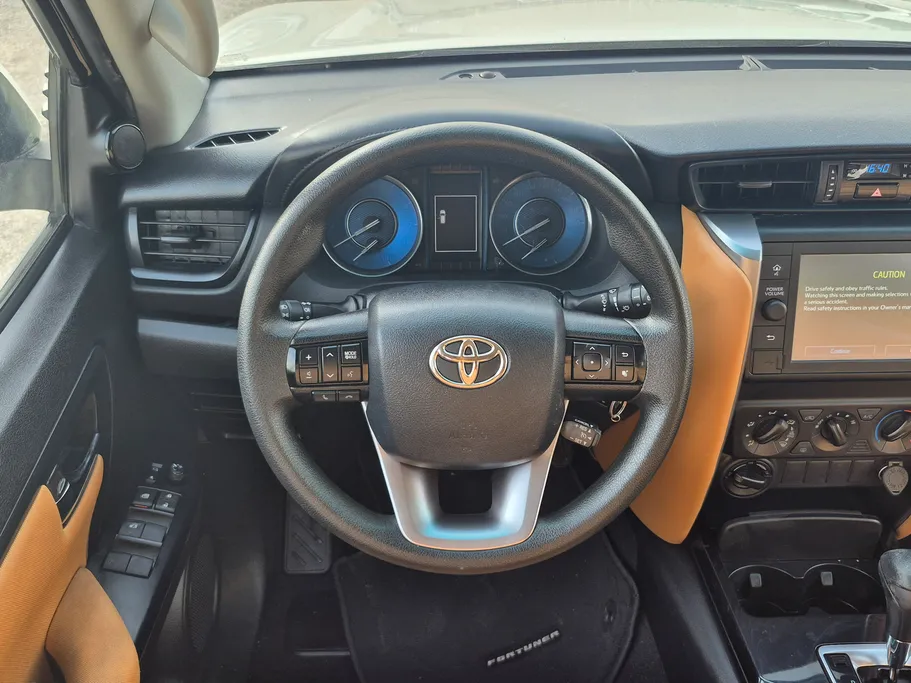 2022 Toyota Fortuner GX2 4x4 