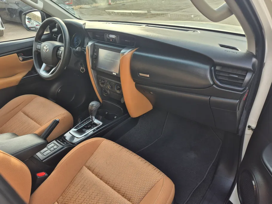 2022 Toyota Fortuner GX2 4x4 