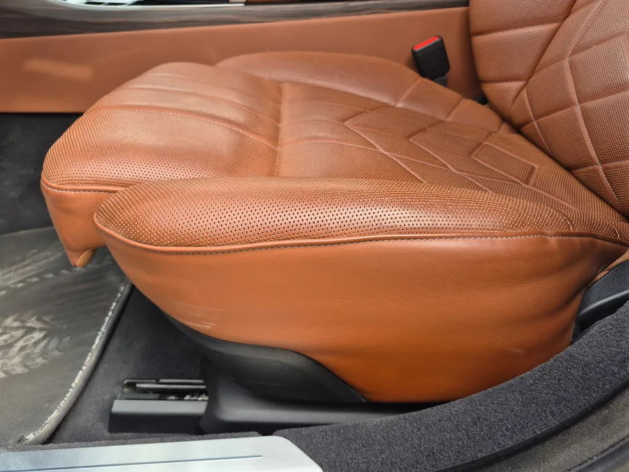 2023 BMW 7 Series 735i 