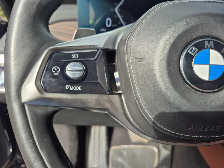 2023 BMW 7 Series 735i 