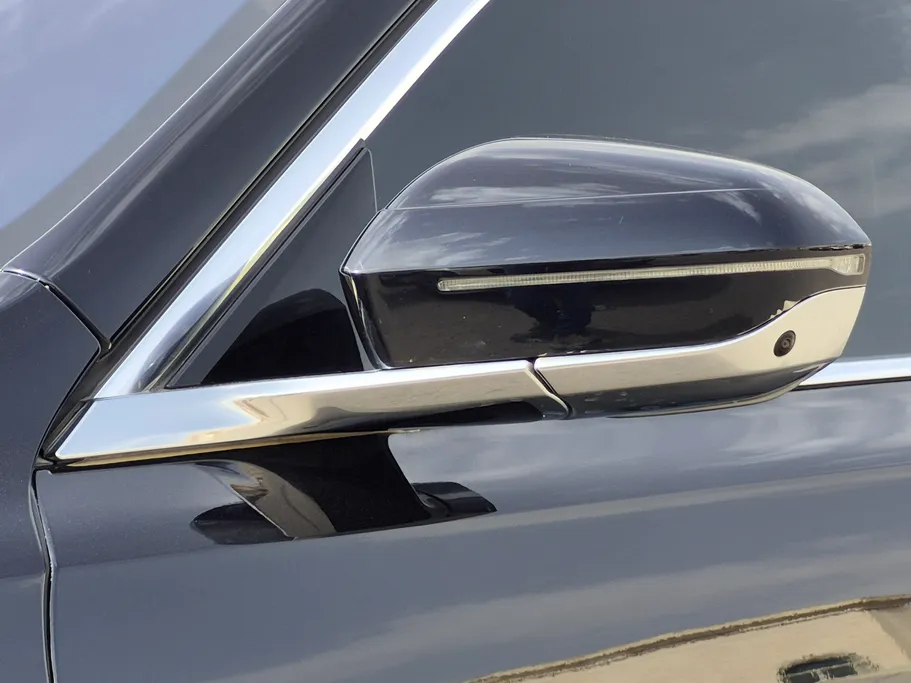 2023 BMW 7 Series 735i 