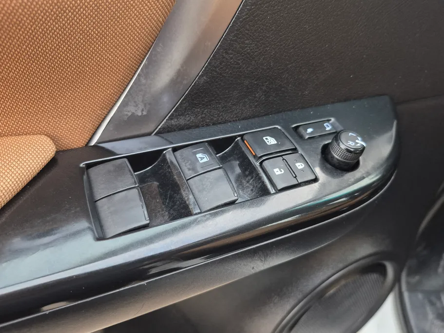 تويوتا فورتشنر VX 2023 