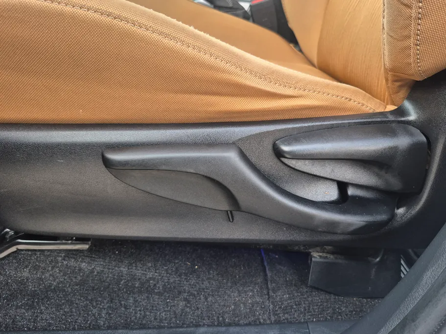 تويوتا فورتشنر VX 2023 