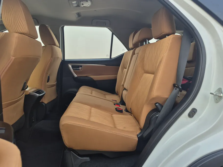 تويوتا فورتشنر VX 2023 