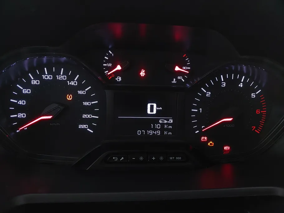 2023 Peugeot Partner Long van 