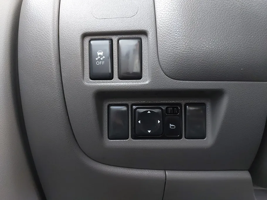 2023 Nissan Sunny SV Comfort 