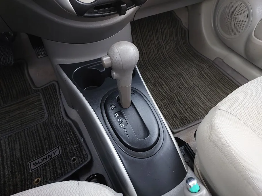 2023 Nissan Sunny SV Comfort 