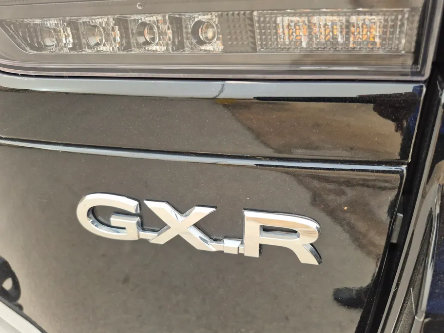 تويوتا لاندكروزر GXR 2026 
