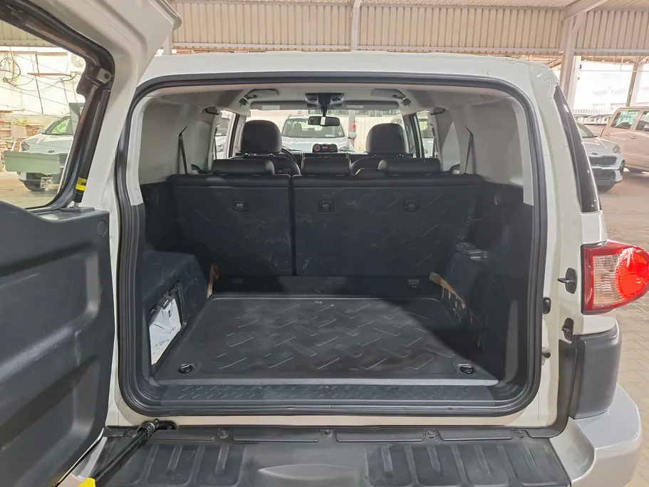 تويوتا اف جي FJ Cruiser 2022 