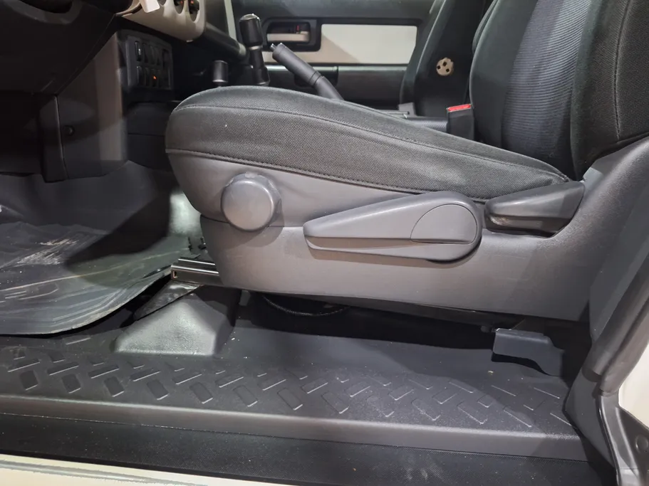 تويوتا اف جي FJ Cruiser 2022 