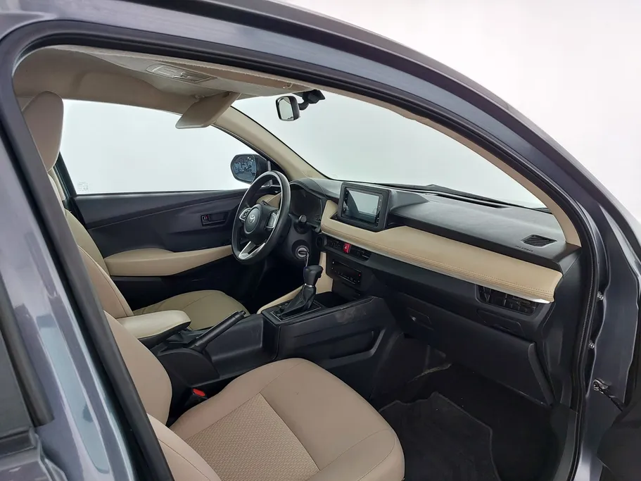 تويوتا يارس Y 2023 