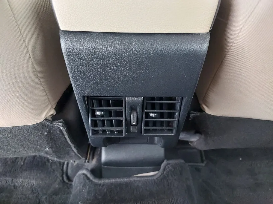 تويوتا يارس Y 2023 