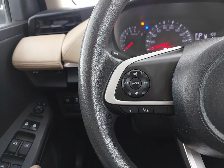 تويوتا يارس Y 2023 