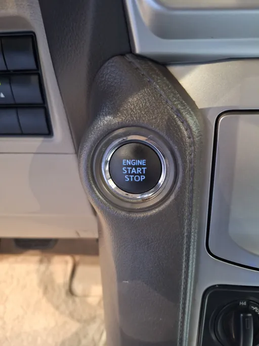 تويوتا برادو TXL 2022 