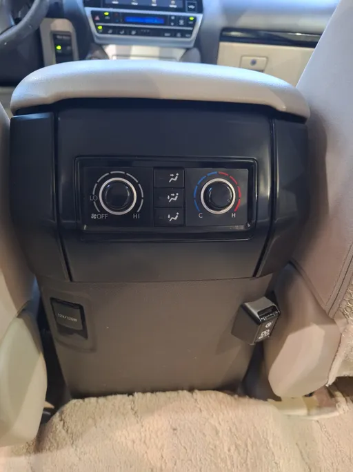 تويوتا برادو TXL 2022 