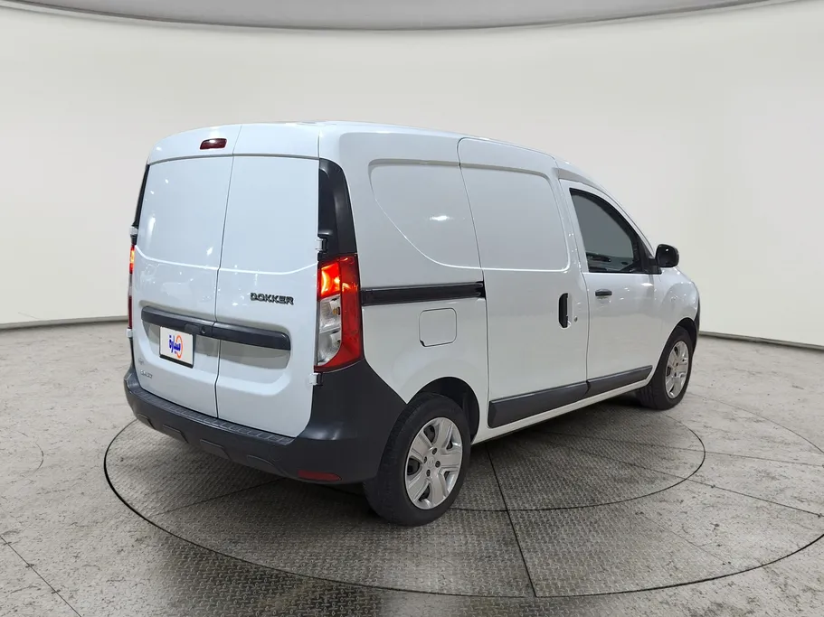 2022 Renault Docker Van بضاعة 