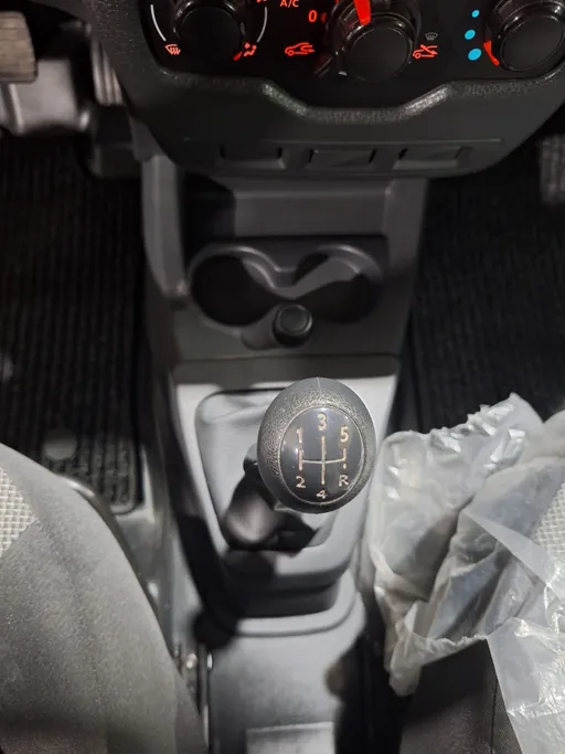 2022 Renault Docker Van بضاعة 