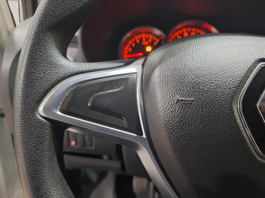 2022 Renault Docker Van بضاعة 