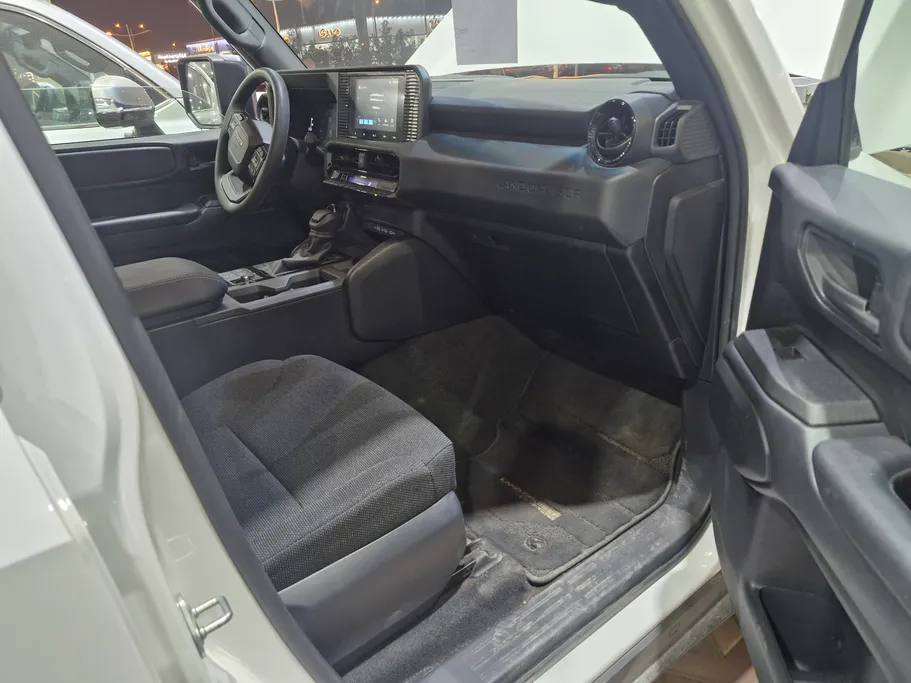 تويوتا برادو TX 2024 