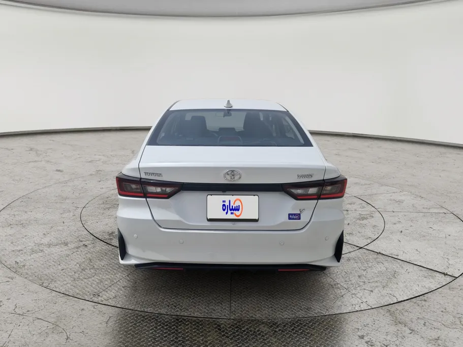 2023 Toyota Yaris  Y 