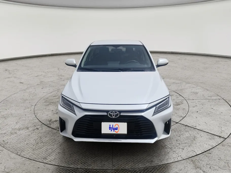 2023 Toyota Yaris  Y 
