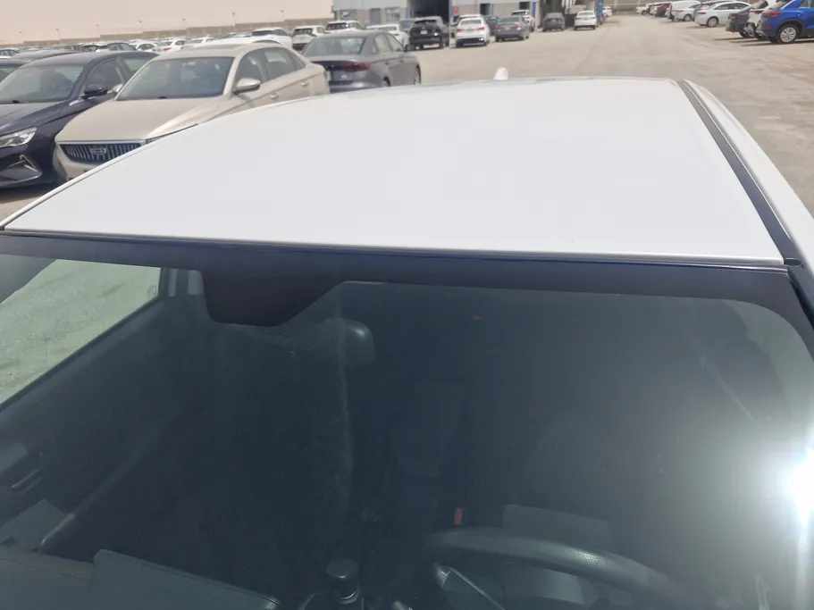 2023 Toyota Yaris  Y 