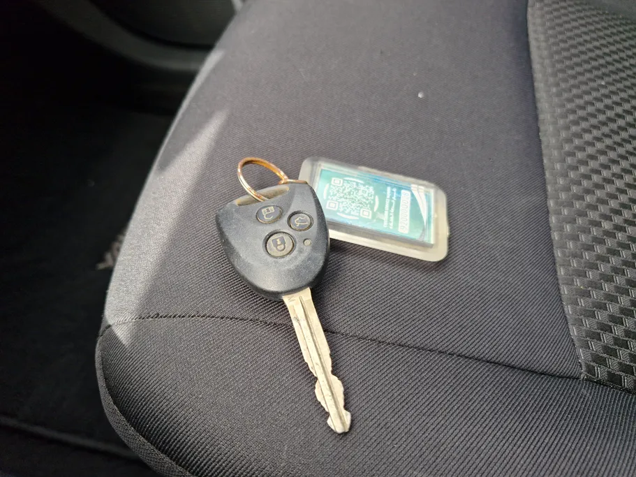 2023 Toyota Yaris  Y 