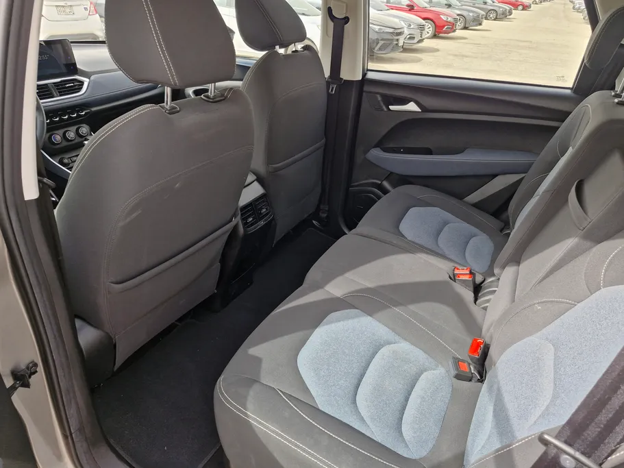 2023 Chevrolet Captiva LS 