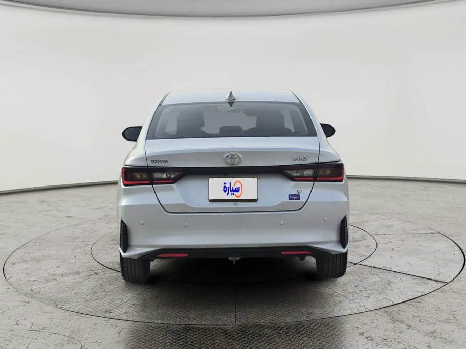 2023 Toyota Yaris  Y 