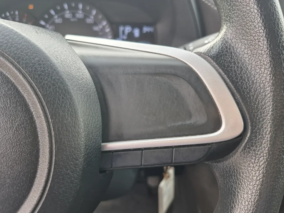 2023 Toyota Yaris  Y 