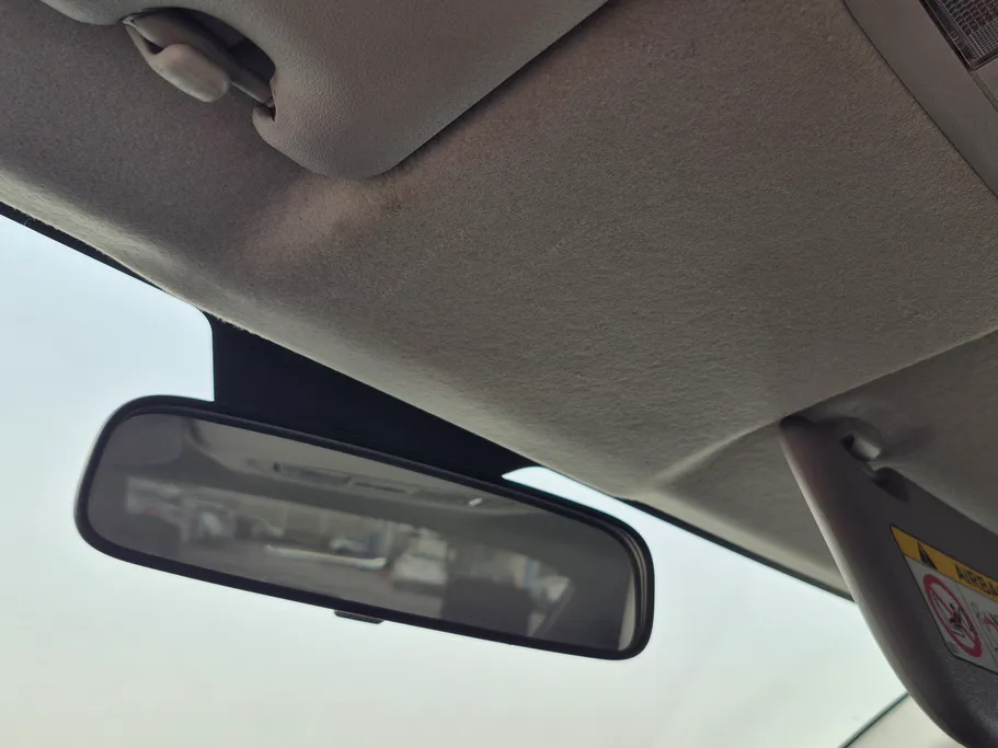 2023 Toyota Yaris  Y 