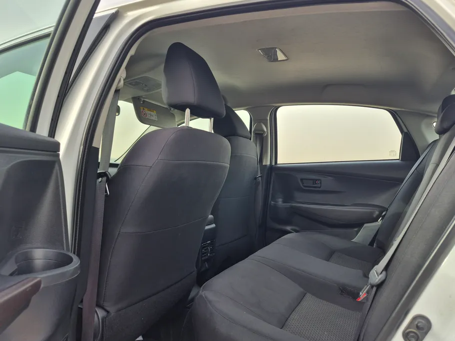 2023 Toyota Yaris  Y 