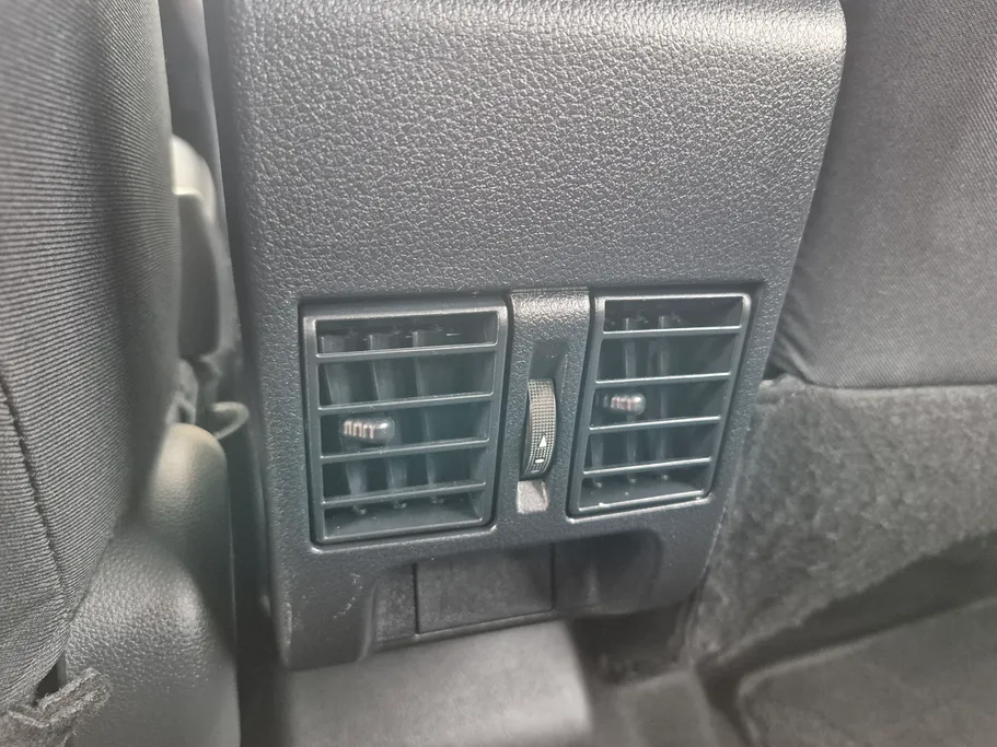 2023 Toyota Yaris  Y 