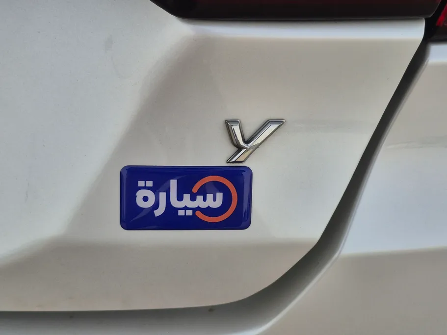 2023 Toyota Yaris  Y 