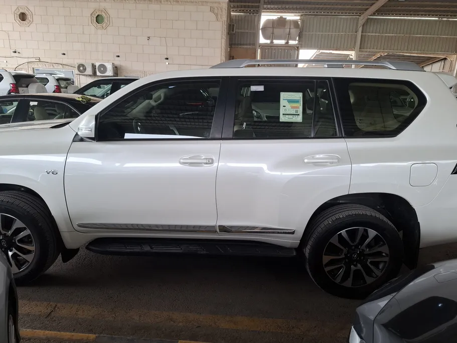 تويوتا برادو TXL 2022 