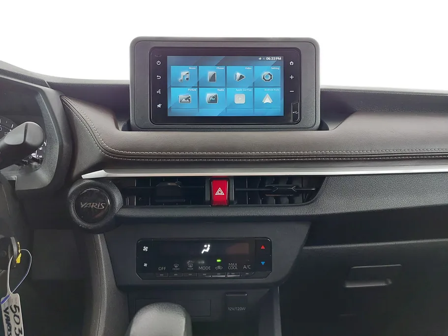 2023 Toyota Yaris  Y 