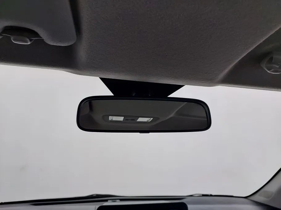 2023 Toyota Yaris  Y 