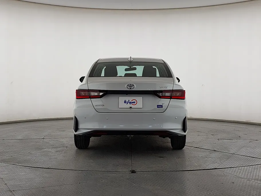 2023 Toyota Yaris  Y 