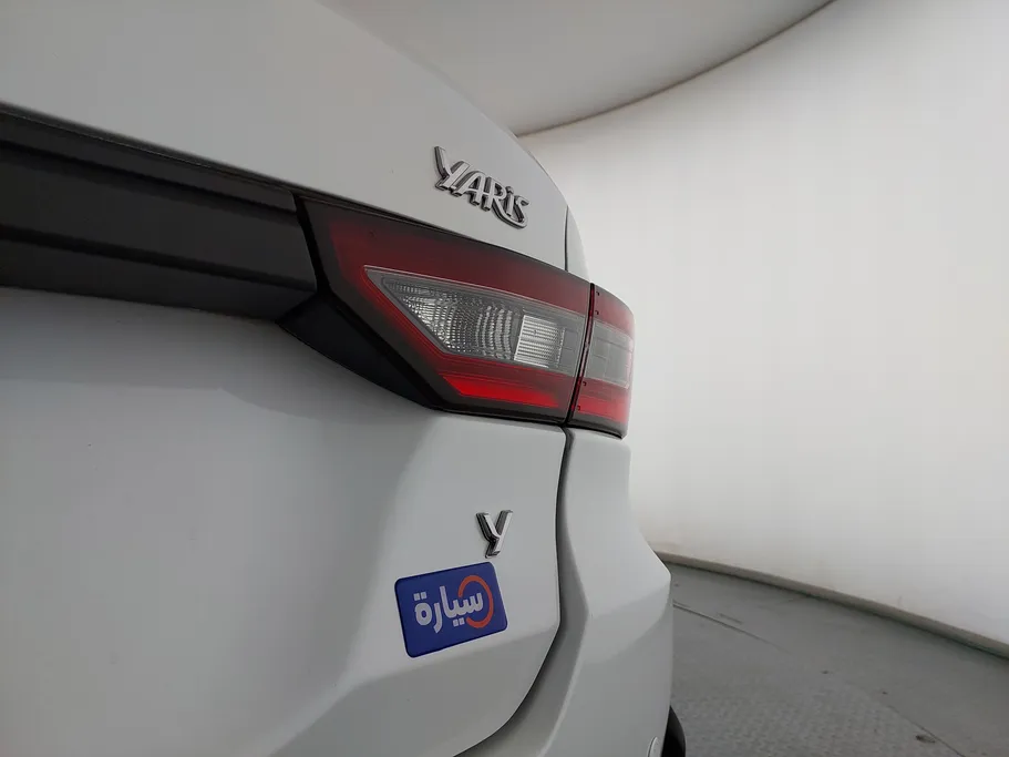 2023 Toyota Yaris  Y 